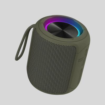 Chine haut-parleur Bluetooth 16W imperméable à l'eau IPX7 avec basse améliorée et batterie 2200mAh à vendre