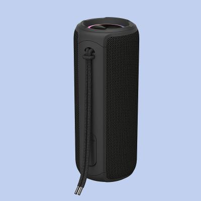 Chine haut-parleur Bluetooth LED de 30 W avec lecture de 10 heures et étanche IPX7 à vendre