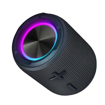 China Dynamic Bluetooth 5.3 Outdoor Speaker with Extended Playtime Waterproof IPX7 for sale