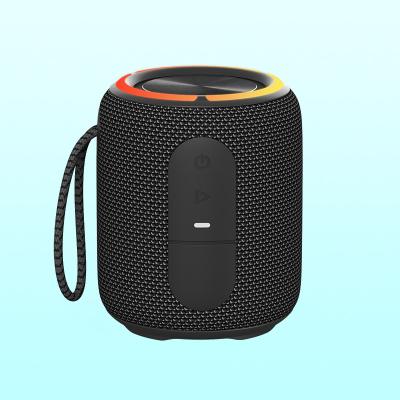 China 10 Meter drahtlose Reichweite Bluetooth-Lautsprecher mit TWS-Funktion Wasserdicht IPX7 zu verkaufen