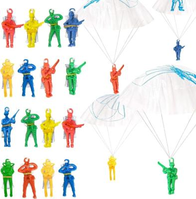 China Funny Educational Toy Mini Paratroopers with Parachutes Vinyl Parachute Men Toy in Assorted Colors Durable Plastic Army Guys Fun Parachute Party Favor for sale