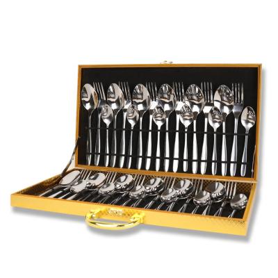 China Sustainable Wholesale Reusable Wedding Stainless Steel Cutlery Set With Gift Box for sale