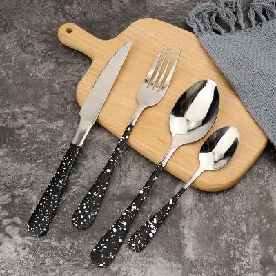 China Viable Factory Luxury Flatware Gift Knife Spoon Fork Set Bakelite Handle Forged Cutlery for sale