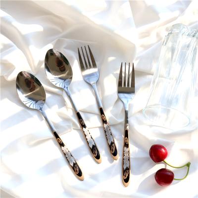 China Sustainable Top Quality Reusable Stainless Steel Cutlery Set Gift Box Cutlery Set for sale