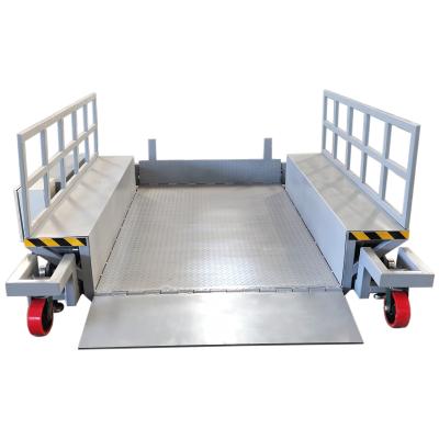 China Hydraulic Lift Easy Hot Platform Scissor Lift Table Mobile Convenience Safety Operation Lift Table for sale