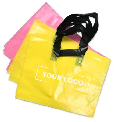 China Recyclable Custom Logo Cheap Brand Carrying Plastic Bag For Apparel Gift for sale