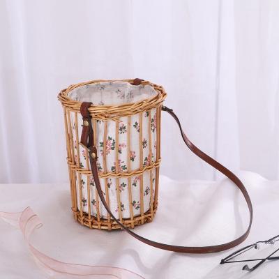 China Small Sustainable Handwoven Wicker Basket Flower Storage Basket Manufacturer Wholesale for sale