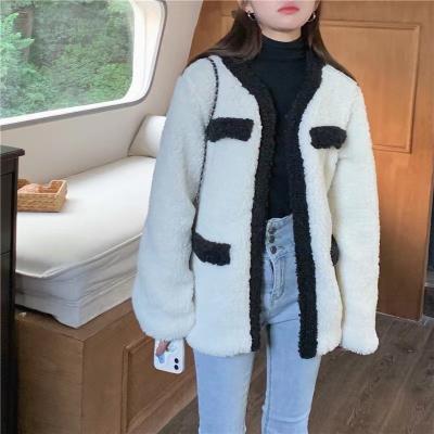 China Factory Wholesale Price Sales Cathy Short Waterproof Warm Coat Of Lamb Rolled Hair In Contrasting Colors for sale