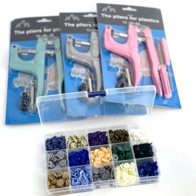 China Viable KAM Snap Button 10mm Customized Color Family Snaps Handmade Nailing Clips Machine Kit Plastic Snap Buttons For Apparel for sale