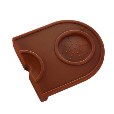 China Sustainable Wooden Coffee Tamper Mat Silicone Corner Pad Espresso Coffee Maker for sale