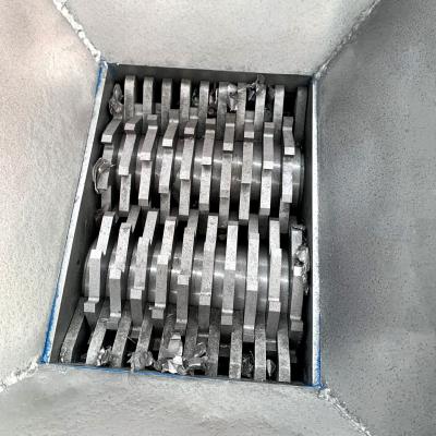 China High Efficiency Safety Long Life Strong Hardness Shredder Shredding Cutting Blades And Knives Chamber Box for sale