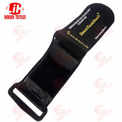 China Durable Anti-Slip Drop Silicone Logo Printed Hook And Loop Strap With Buckle for sale