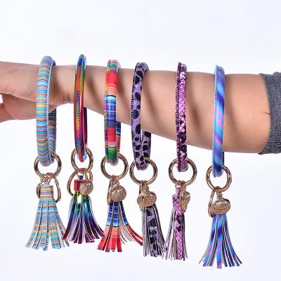 China Vintage Accept MOQ 6pcs per UP color Selling Bracelet Bangle Vintage Leather Tassel and Chain Bracelet Shell Charms Bracelet New Key for sale