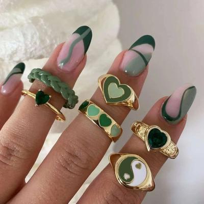 China Dropshiping Romantic Vintage Heart Gold Rings Set For Women Shape Pink Green Color Resin Flower Love Heart Ring Wholesale Jewelry for sale