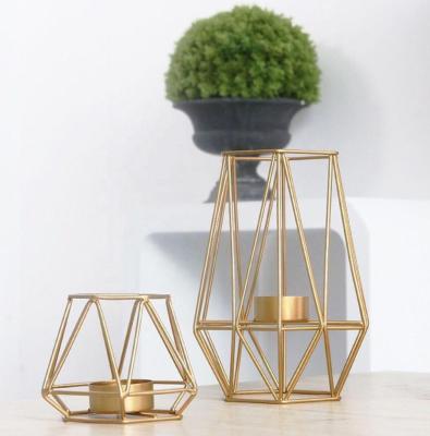 China Eco - Friendly Gold Geometric Metal Tea Light Candle Lanterns For Wedding Home Decoration for sale