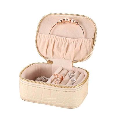 China Eco-friendly Pink Travel Jewelry Case With Small Zipper Travel Jewelry Organizer Storage Jewelry Box for sale