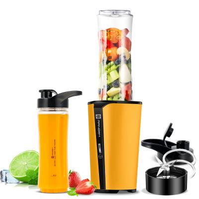 China Multifunctional Portable Smoothie Maker Fruit Juicer Fruit Mixer Kitchen Hand Household Electric Blender for sale