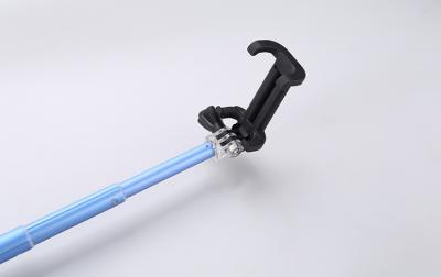 China Stok van de Telefoonselfie van USB de Mobiele Draadloze OEM/ODM van Monopod Bluetooth Te koop