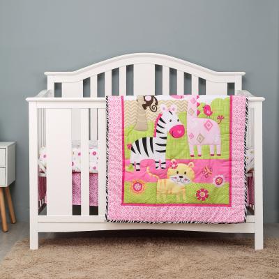 China Hot Sale 3pcs Disposable Baby Hutch Crib Bedding Set For Girls In Pink Cartoon Animals New Design for sale