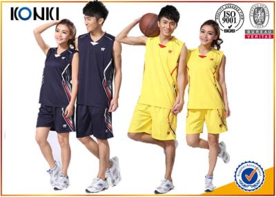 Chine Débardeur 100% sec de vêtements de sport de basket-ball d'ajustement de la jeunesse de basket-ball de polyester fait sur commande d'uniformes à vendre