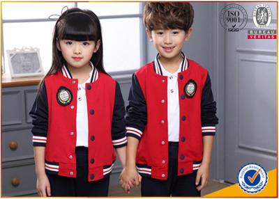 China Uniformes escolares de encargo del handfeel del algodón del béisbol del uniforme suave de la chaqueta para la escuela de la guardería en venta