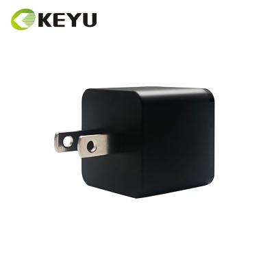 China Mobile Phone USB Wall Charger Type To C Charger US Plug Power Adapter PD20W Fast Charger for sale