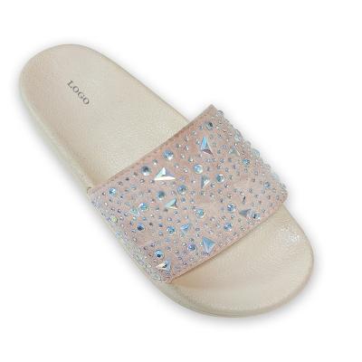 China Hot Selling 2022 Trend Fashion New Multi Color Slipper Women Sandals Clear Slip On Shoes For Lady Beach Jelly Slides Slippers for sale