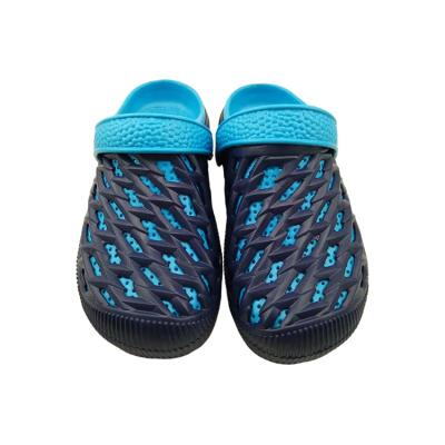 China Deodorization customized models of new color men's sandals and cave shoes couple color women's garden shoes non-slip slippers two for sale