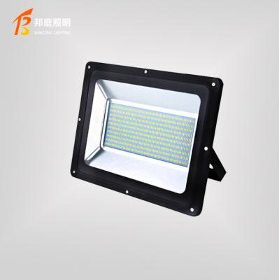 China Warehouse Sports Field Outdoor Waterproof Aluminum Smd Led Flood Light IP67 200W for sale