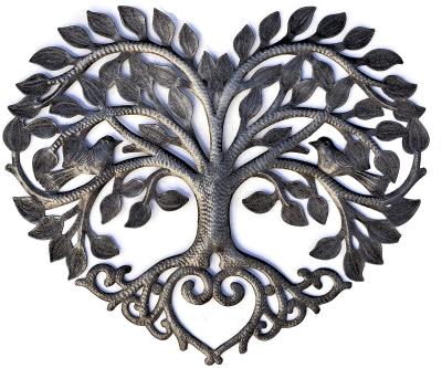 China Metal Wall Art Minimalist Heart Shaped Tree Of Life Metal Hanging Artwork for sale