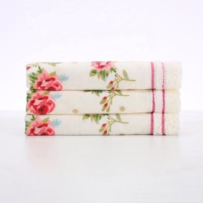 China Viable Manufacturers Wholesale 100% Cotton Quick Dry Flower Printed Face Towel for sale