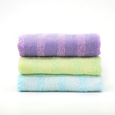 China Sustainable Top Quality Luxury 100% Absorbent Cotton Perfect Face Towel For Hotel for sale