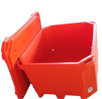 China Food Storage 100 L Plastic Rotomolded Rotomolded Insulated Plastic Fish Tub For Fish And Shrimp Transport for sale