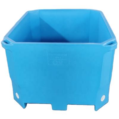 China Large Waterproof Portable Commercial Insulated Plastic Containers Container 640L for sale