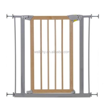 China New Customized Available Luxury Wide Baby Safety Gate in Wood and Metal for sale