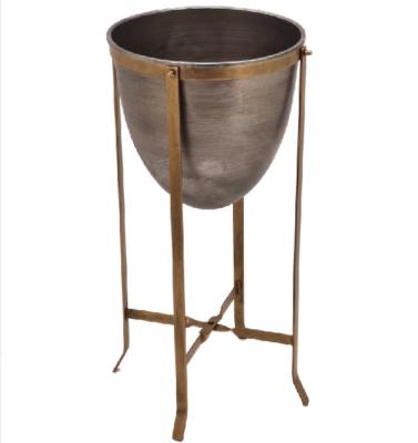 China CLASSIC Metal Flower Bucket Plant Stand Metal Bronzecolor Antique Flower Pot for sale