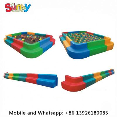 China Children play eqipment play center play set preschool plastic toy ball pool and fence for sale