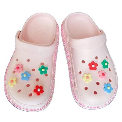 China Durable Cartoon Shoe Charm Kawaii Shoe Decoration Flowers Charm Flower Shoe Charm for sale