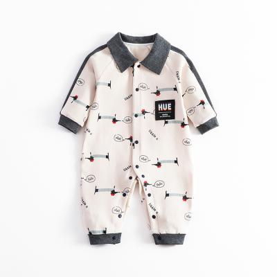 China Soft Comfortable Fashion Logo Printed Boy And Girls Baby Rompers Custom Gift Sets Onesie Organic Cotton Baby Clothes for sale