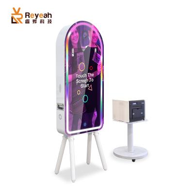 China Metal Strip Wholesale Selfie Photo Booth Machine Magic Mirror Photo Booth For Sale for sale