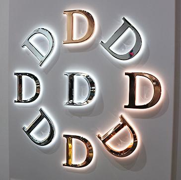 China Custom Brand 3D Sign Free Design LED Letter Retail Store Factory Outlet Neon Light Front Desk Light Sign for sale