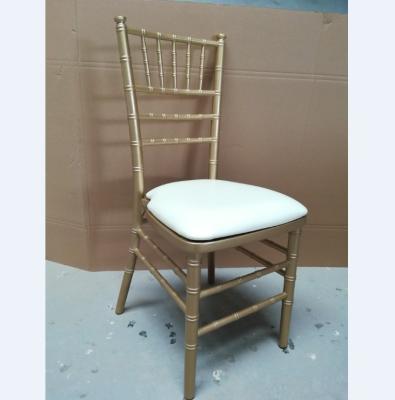 China Wholesale Solid Wood Restaurant Chairs Banquet Wood Chiavari Chair With Pillow for sale