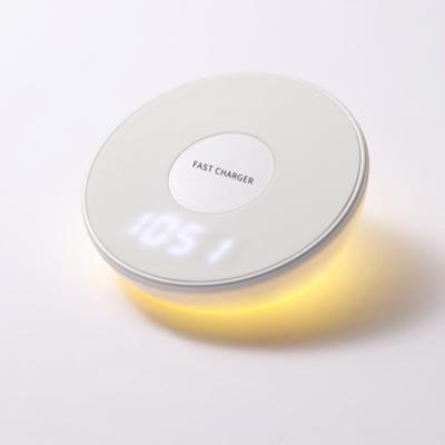 China Hot Selling Night Wireless Light Alarm Clock Tablet Charger Fast Qi Wireless Charging Stand Charging For iPhone Xs Max/Xs/XR for sale