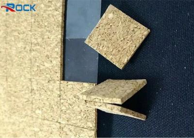 Cina Protezione di spedizione di vetro amichevole autoadesiva di Cork Pads 18*18*2mm Eco in vendita