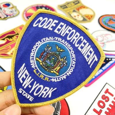 China Viable Low Price High Quality Custom Patches Badge Anime Style Embroidery Patch Fast Delivery for sale