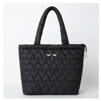 China Professional Quality Fashion China Manufacture Custom Logo Novelty Retro Handbag for sale