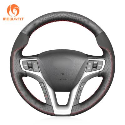 China Capa do volante de cozinha à mão de couro suéte personalizado para Hyundai I40 2011-2019 em vermelho à venda