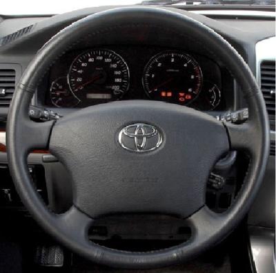 China Handmade Sewing Car Steering Wheel Cover Leather for Toyota Tundra for Toyota Sienna  for Toyota Highlander for sale