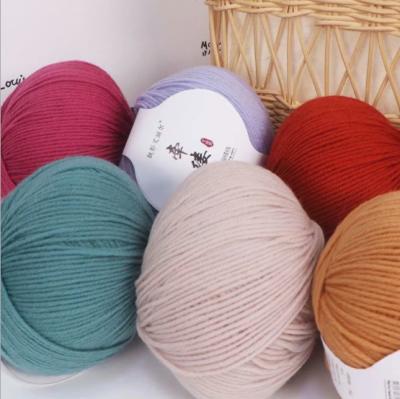 China Charmkey Buy 100% Wool Yarn Sustainable Merino Woolen Yarn 100% For Hand Knitting for sale