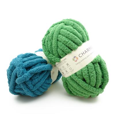 China Love Charmkey 2cm Chunky Chenille Yarn Fancy Yarn Super Thick 100% Polyester Yarn For Hand Knitting for sale